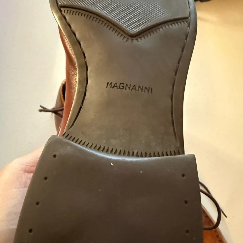 Magnanni Romelo Diversa Apron Toe Derby Cognac Brown Size 10 1/2 M MSRP $350